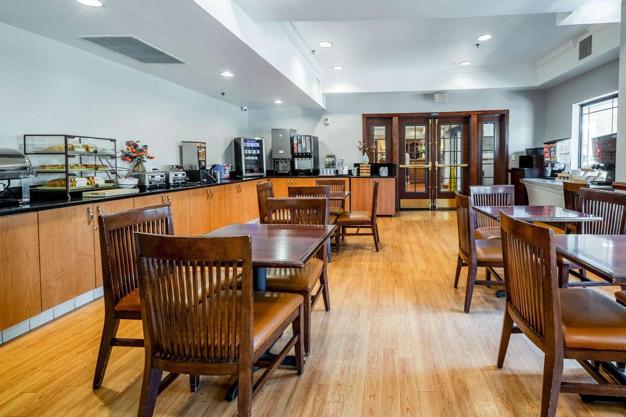 Country Inn & Suites By Radisson, Ontario At Ontario Mills, Ca المظهر الخارجي الصورة