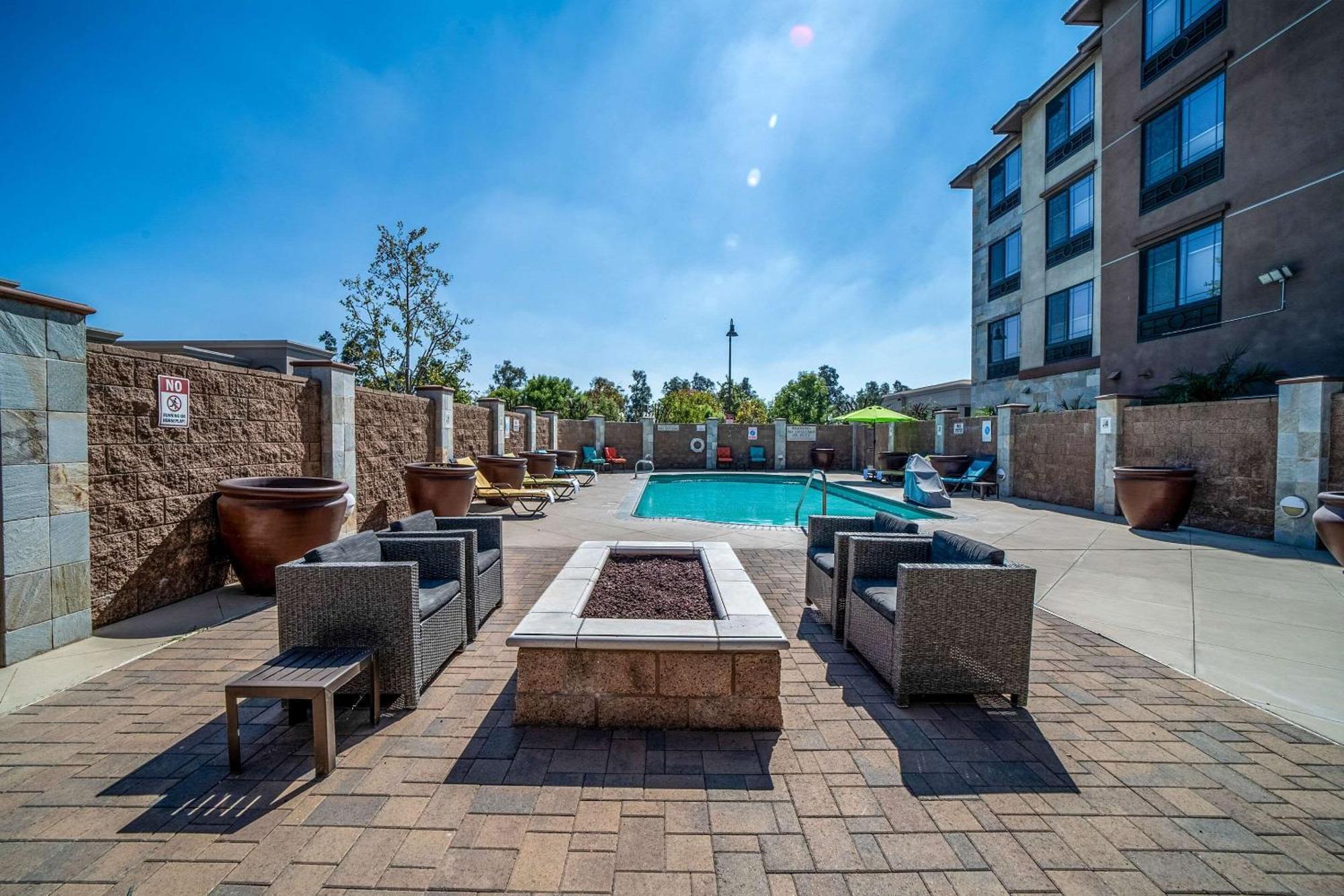 Country Inn & Suites By Radisson, Ontario At Ontario Mills, Ca المظهر الخارجي الصورة