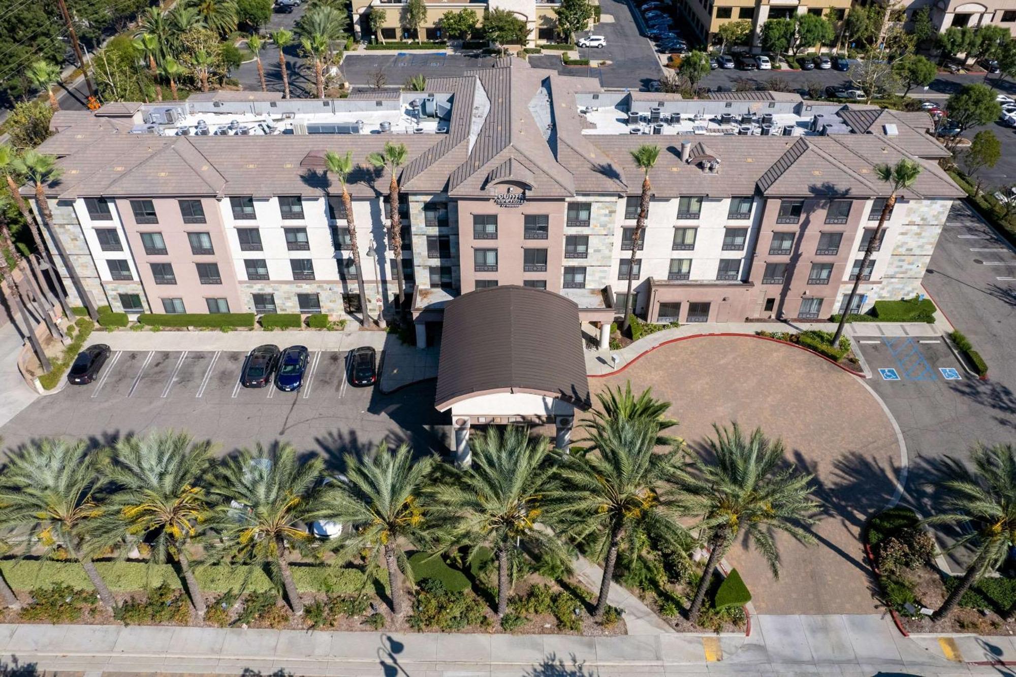Country Inn & Suites By Radisson, Ontario At Ontario Mills, Ca المظهر الخارجي الصورة