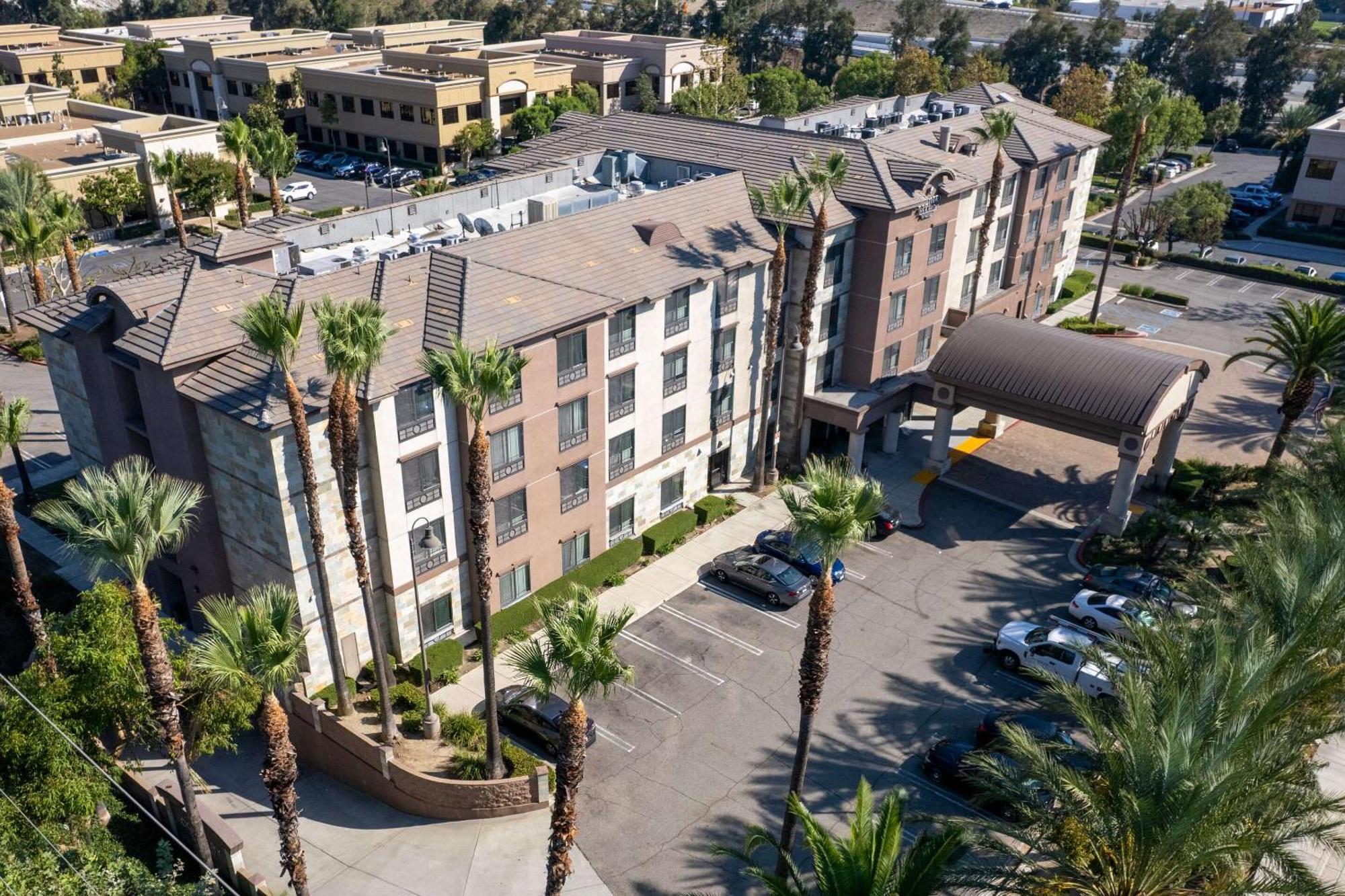 Country Inn & Suites By Radisson, Ontario At Ontario Mills, Ca المظهر الخارجي الصورة
