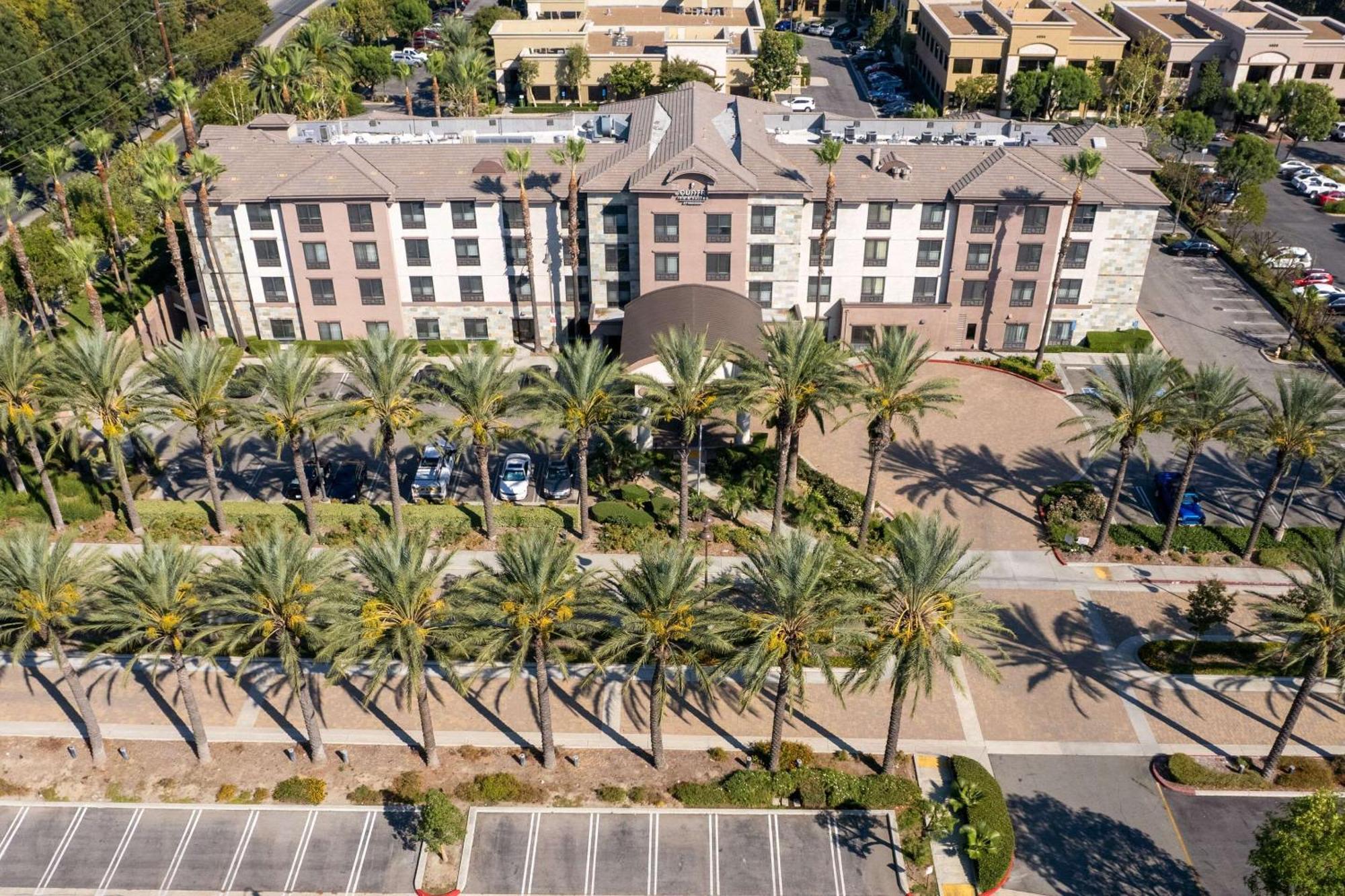Country Inn & Suites By Radisson, Ontario At Ontario Mills, Ca المظهر الخارجي الصورة